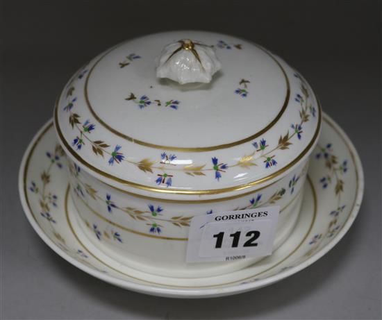 A Samson powder bowl and cover